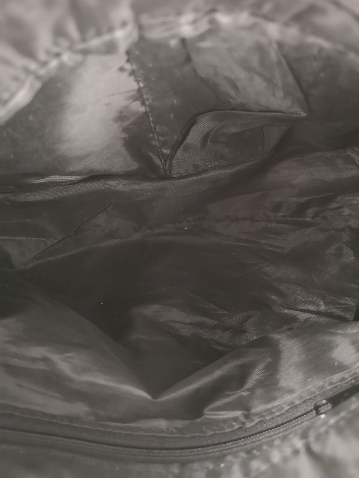 Invinity Schultertasche